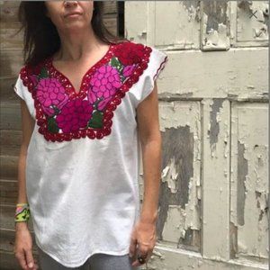 Costume Baldor Mexican Embroidered Tunic Floral